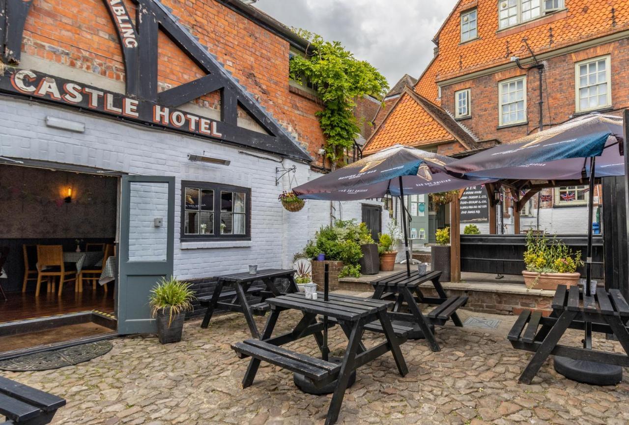 The Bear Marlborough Hotel Luaran gambar