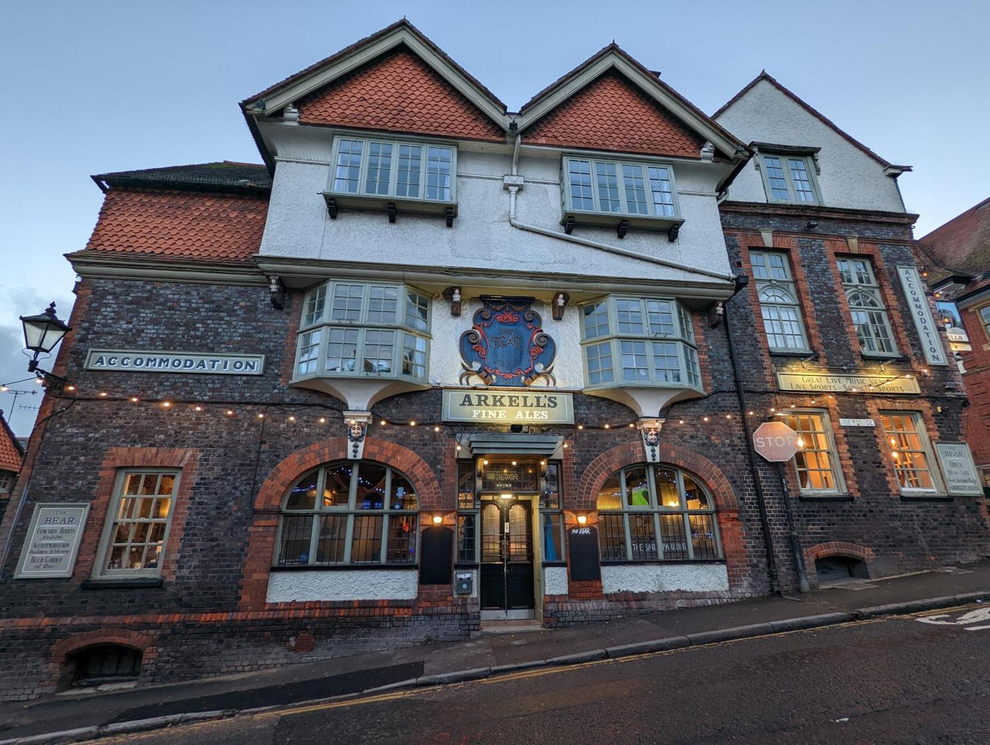 The Bear Marlborough Hotel Luaran gambar