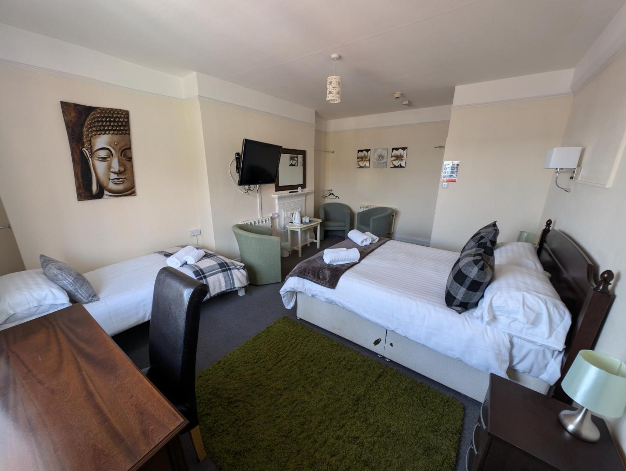The Bear Marlborough Hotel Luaran gambar